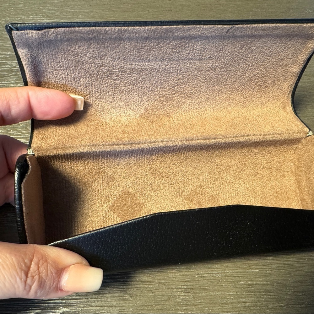 Burberry Sunglasses - Picture 3 of 5